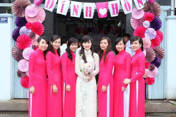 ao-dai-hong-sen_zpsb6ug4106_compressed