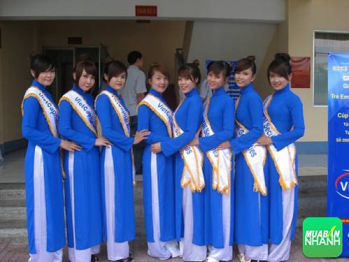 ao-dai-le-tan-xanh-duong-An-Tuong-Ha-1_compressed